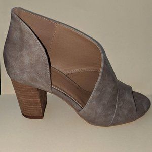 Catherine Malandrino Alio d'Orsay Sandal in Taupe sz 8 Tan stacked heel shoes